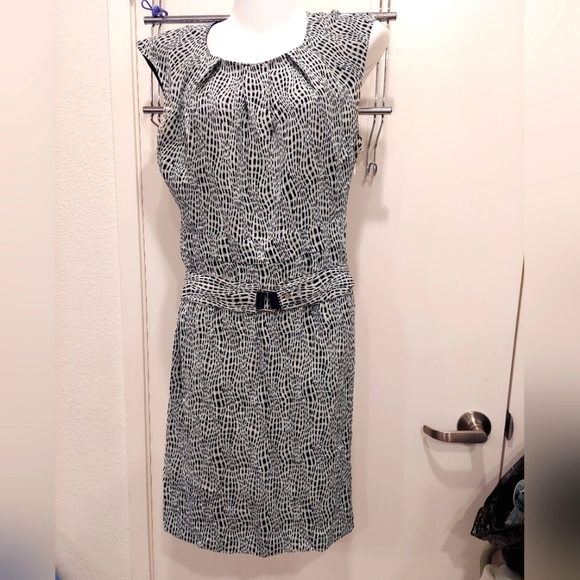 Tory Burch Dresses & Skirts - Tory burch dress size 2